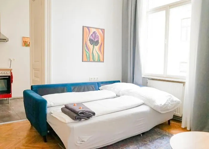 Charmante Altbauwohnung 72qm Free Park Garage * Відень